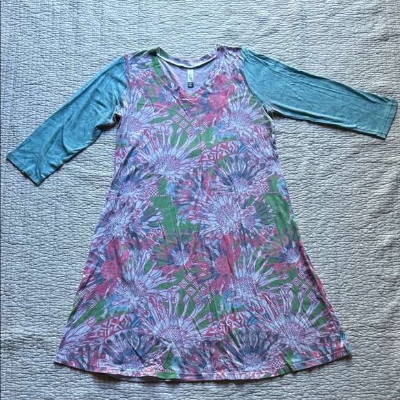 Whimsy Rose Dresses & Skirts - Funky Fractal Floral Mini Dress with V-Neck and Aqua Patterned Sleeves, XS